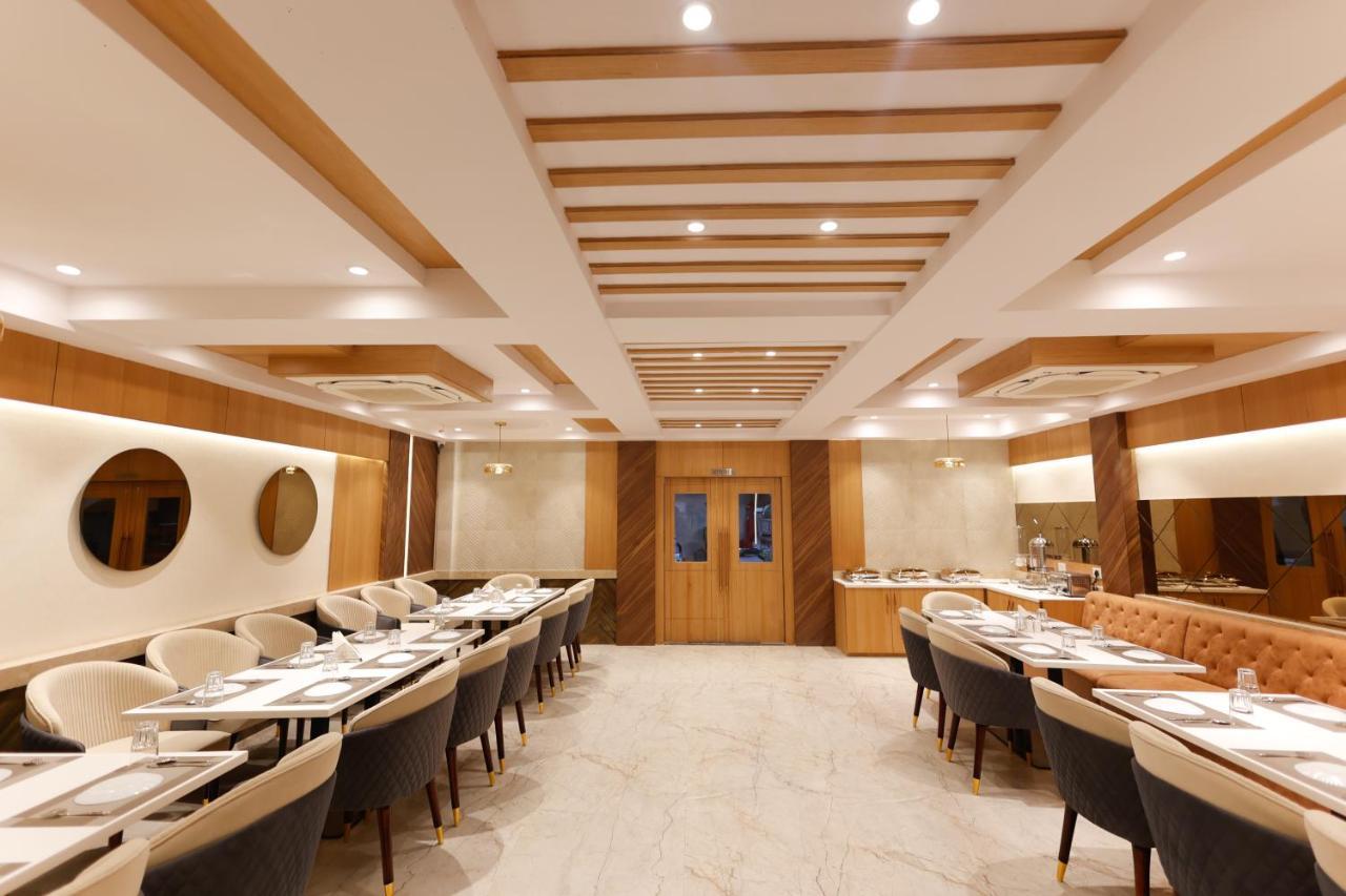 Hotel Sarc Inn - Varanasi — Photos 3